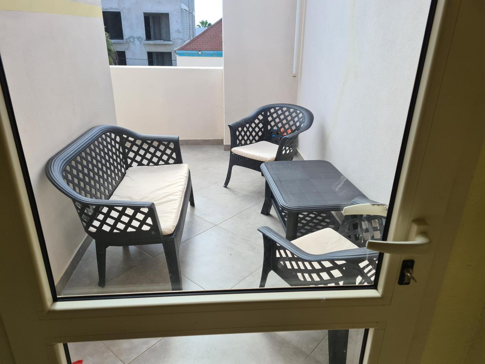 Plaza Top Floor Apartment Санта Мария Екстериор снимка